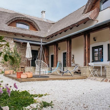 Cselling Udvarhaz Ревфюлёп Экстерьер фото